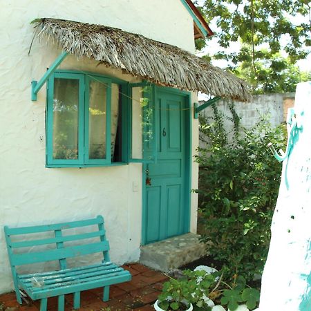 Bed And Breakfast Puerto López Esterno foto
