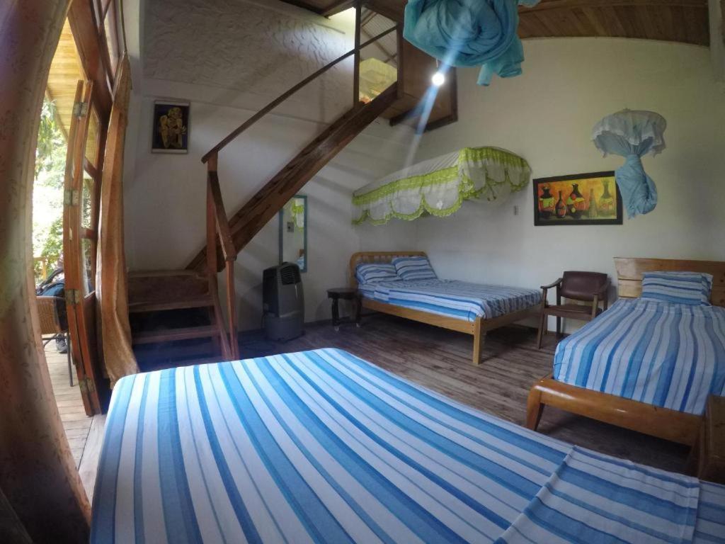 Bed And Breakfast Puerto López Esterno foto