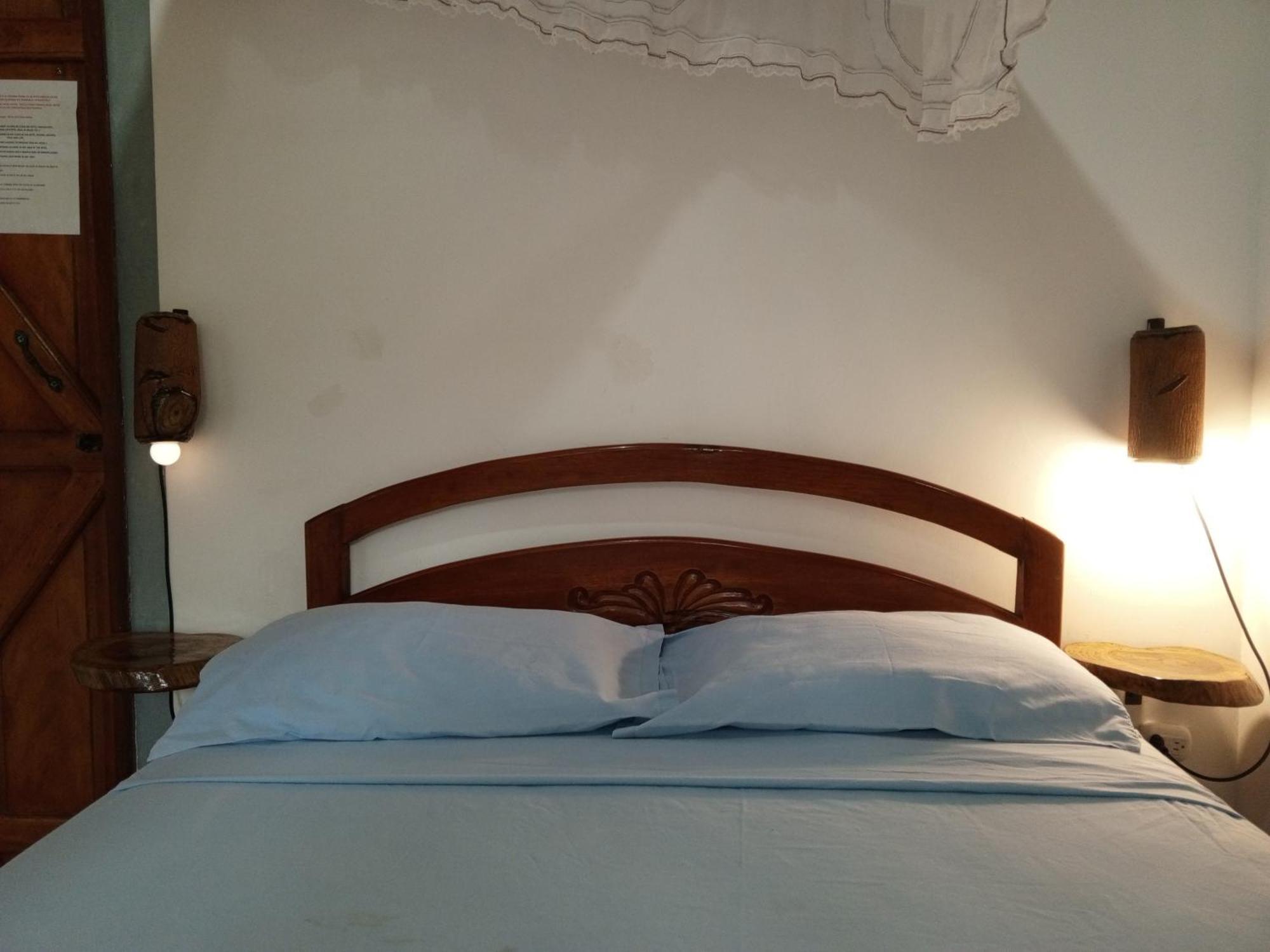 Bed And Breakfast Puerto López Esterno foto